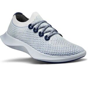 Allbirds Women’s Tree Dasher sneaker size 8.  EUC!